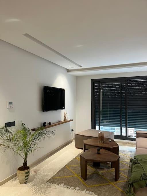 Modern Minimaliste Retreat In Maarif * Casablanca